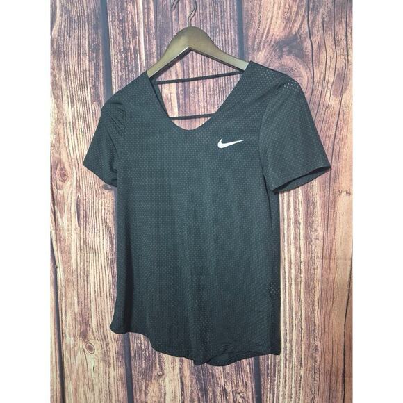 Nike Tops - Nike T-Shirt Women XS Black Vented Lightweight Running Breathe Gym Athletic